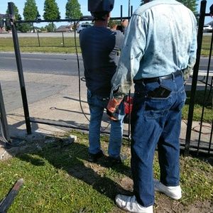 Meet your Posher, Lonzy